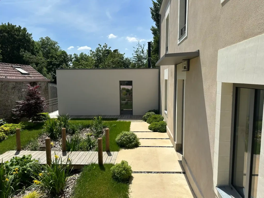 aménagement entrée extérieur maison - Paysages des 2 Rivières2